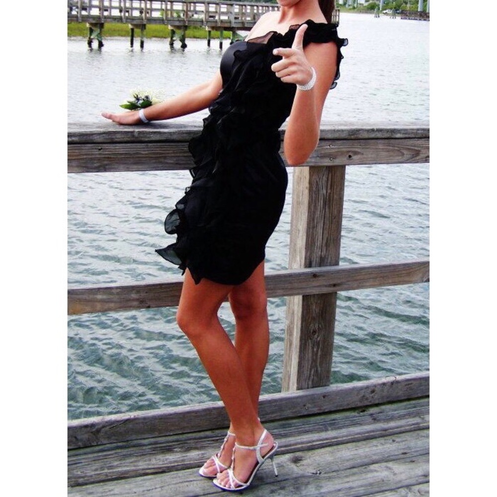 MINUET One-Shoulder, Black, Formal / Prom Dress